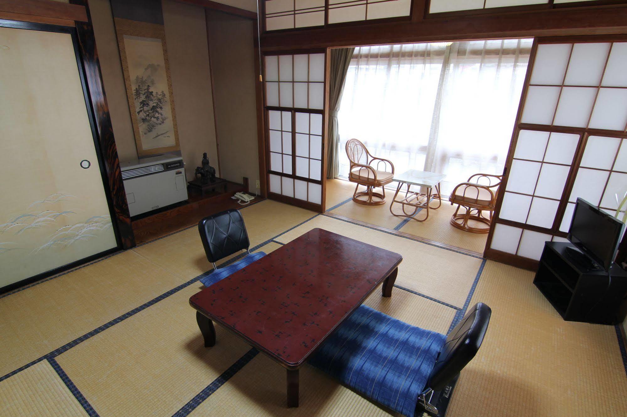 Yamadaya Ryokan Nozawaonsen Exterior photo